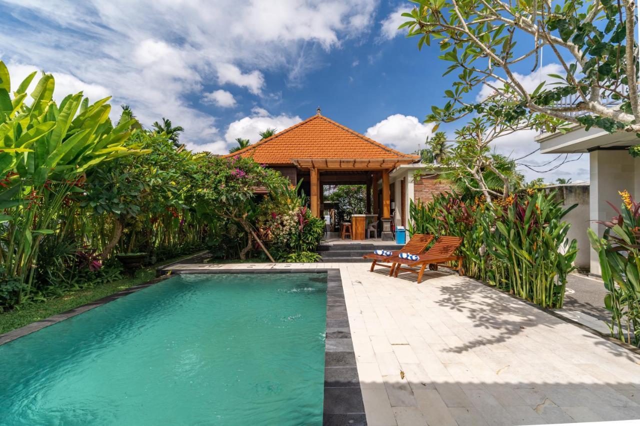 Three Beagles Villa Ubud Exterior foto