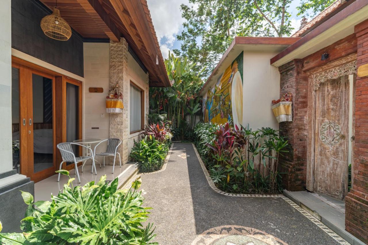 Three Beagles Villa Ubud Exterior foto